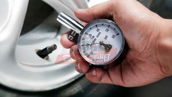 В чем измеряется давление в шинах автомобиля